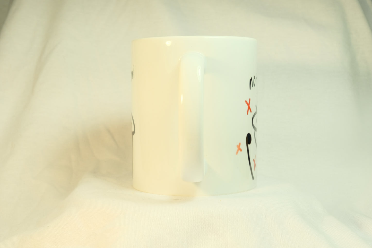 TAZA SUBLIMADA ROSTRO DE MUJER DECORADA CON PIEDRAS BRILLANTES